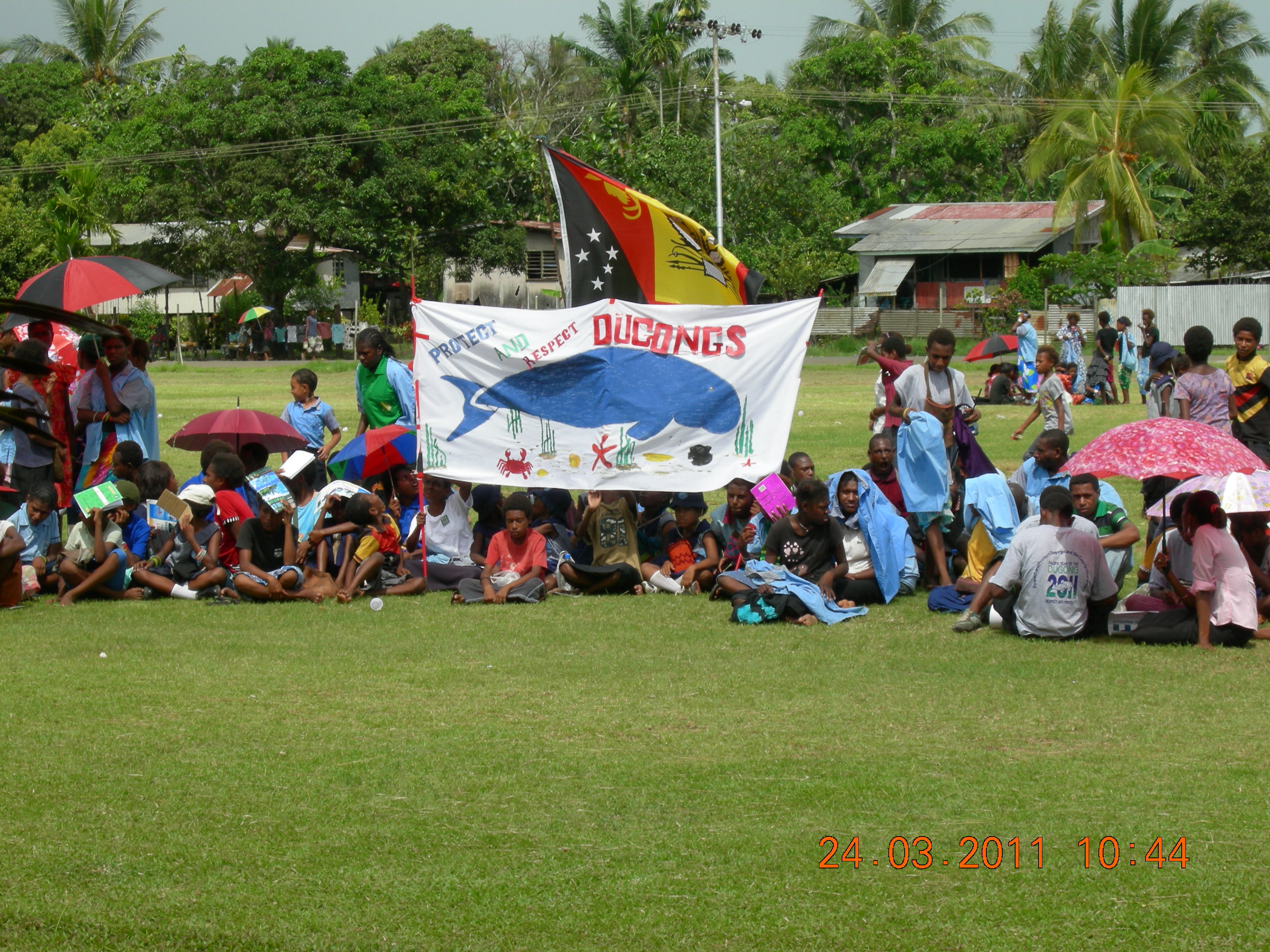 Daru PNG - Students at Launch of Pacific Year of the Dugong 